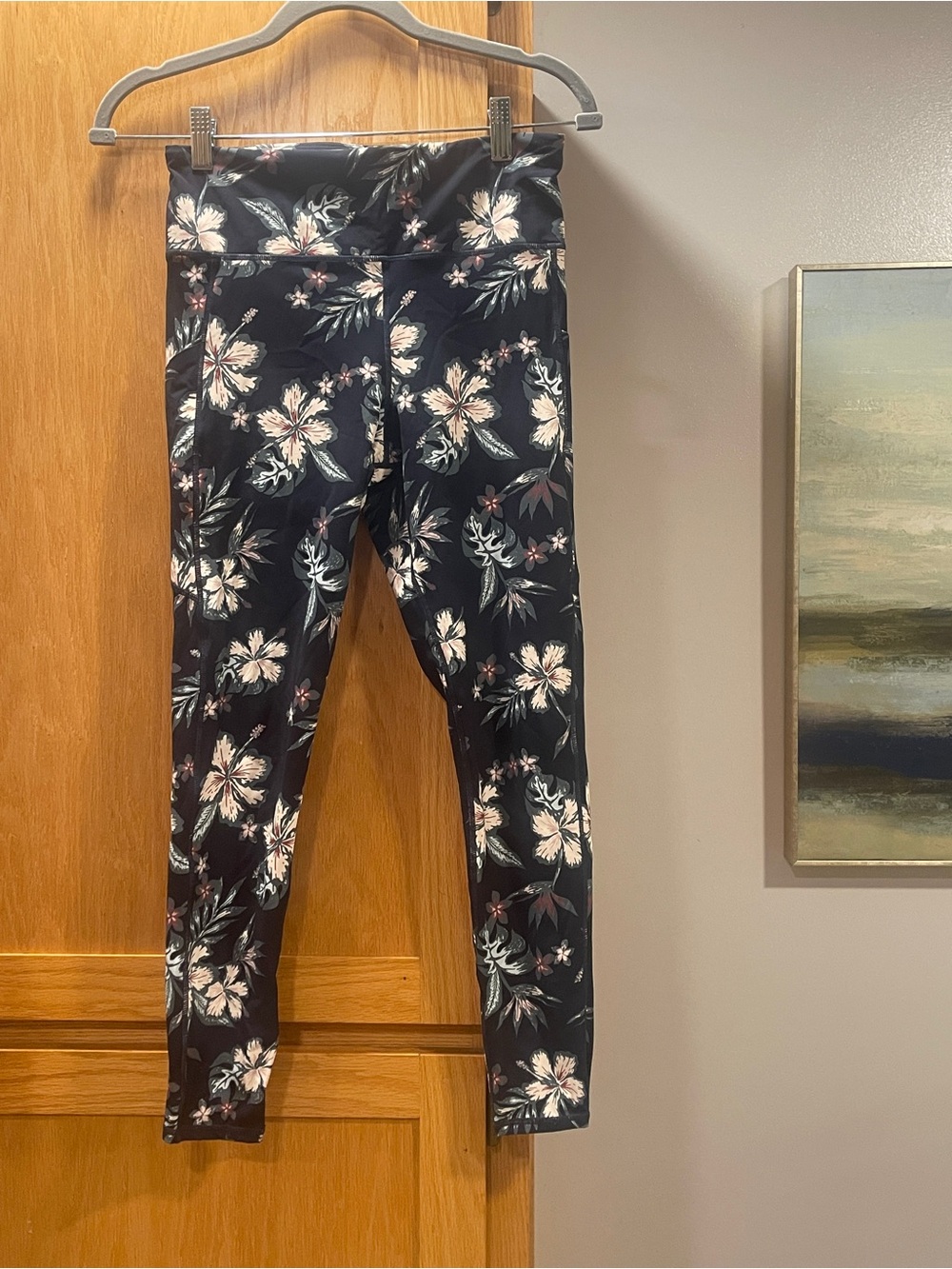 Vuori Black Floral High-Waist Girls Leggings